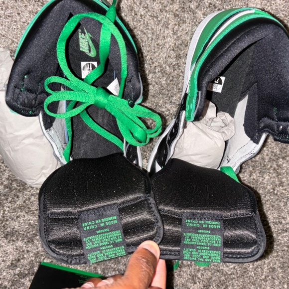 Jordan 1 Retro High OG Lucky Green main image 6